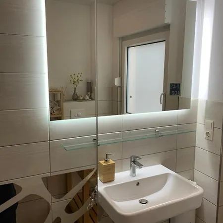 Neu: Gruene Idylle Nahe Hauptbahnhof & Hufeisensee * Halle (Saale)