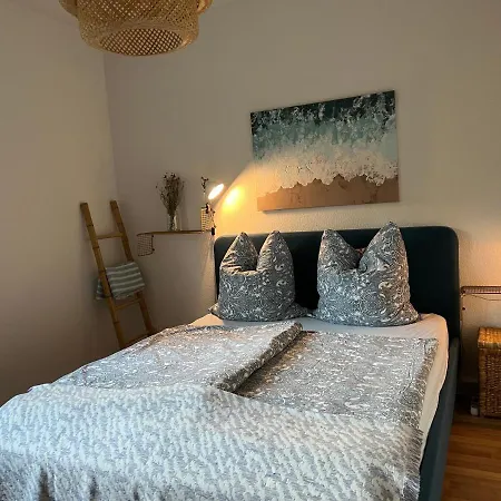 Gruene Idylle Nahe Hauptbahnhof & Hufeisensee Mit Parkplatz & Terrasse Дом отдыха *