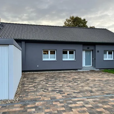 Gruene Idylle Nahe Hauptbahnhof & Hufeisensee Mit Parkplatz & Terrasse * Halle (Saale)