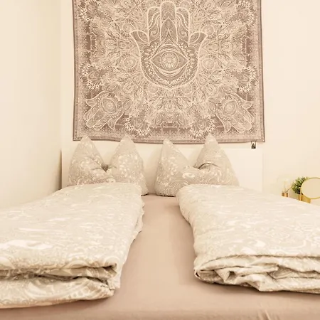 Prázdninový dům Gruene Idylle Nahe Hauptbahnhof & Hufeisensee Mit Parkplatz & Terrasse *