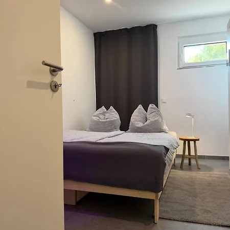 Gruene Idylle Nahe Hauptbahnhof & Hufeisensee Mit Parkplatz & Terrasse *