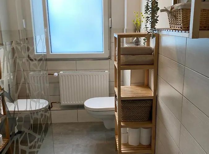 Gruene Idylle Nahe Hauptbahnhof & Hufeisensee Mit Parkplatz & Terrasse * Halle (Saale)