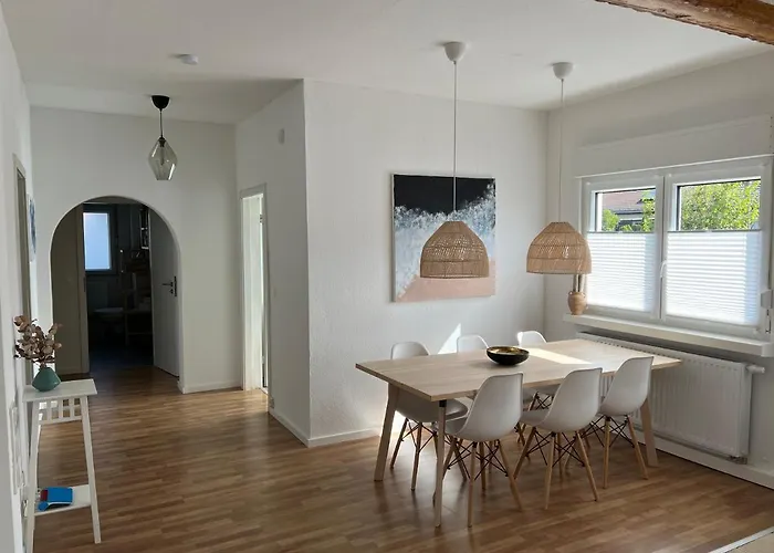 Holiday home Gruene Idylle Nahe Hauptbahnhof & Hufeisensee Mit Parkplatz & Terrasse