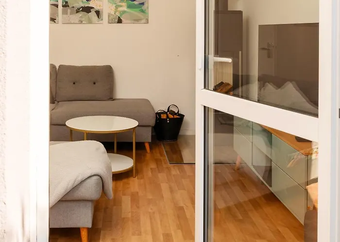 Gruene Idylle Nahe Hauptbahnhof & Hufeisensee Mit Parkplatz & Terrasse * Halle (Saale)