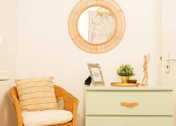 Gruene Idylle Nahe Hauptbahnhof & Hufeisensee Mit Parkplatz & Terrasse