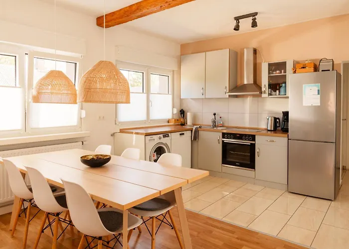 別荘 Gruene Idylle Nahe Hauptbahnhof & Hufeisensee Mit Parkplatz & Terrasse *