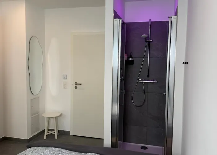 Gruene Idylle Nahe Hauptbahnhof & Hufeisensee Mit Parkplatz & Terrasse 別荘 *